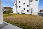 Neuwertige Erdgeschosswohnung mit exklusiver Ausstattung und Gartenanteil