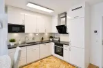 Hochwertige & moderne 4 Zimmer Erdgeschoss-Wohnung mit Garten und Stellplatz